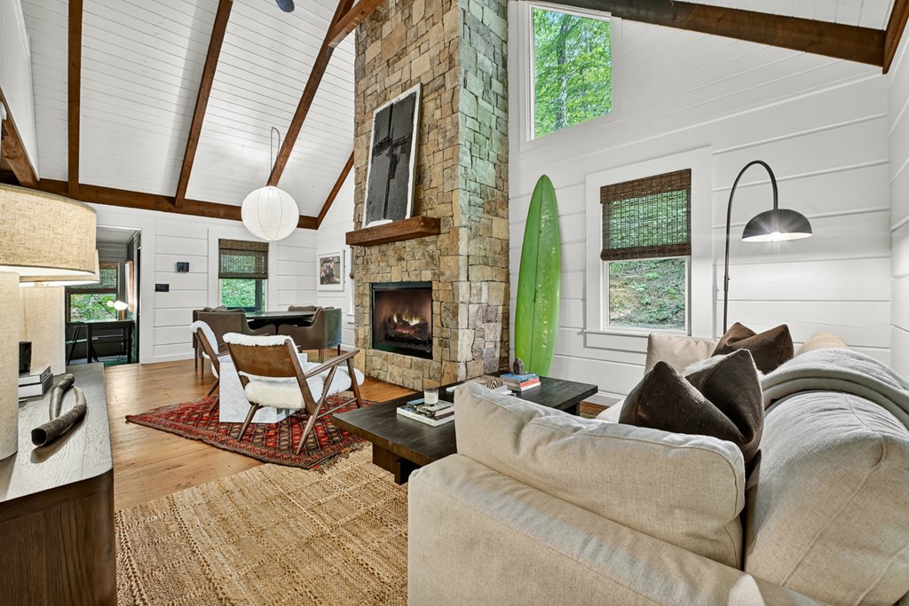 417665 Blue Ridge Residential