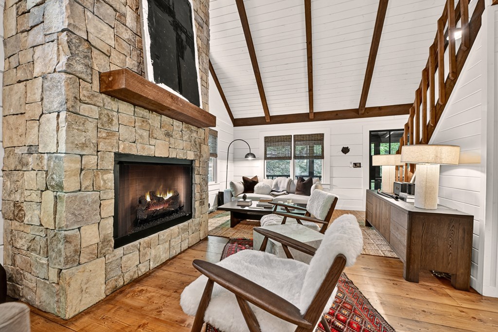 417665 Blue Ridge Residential