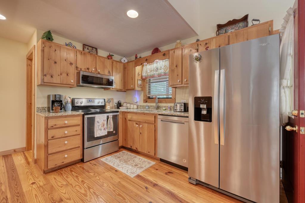 417667 Blairsville Residential