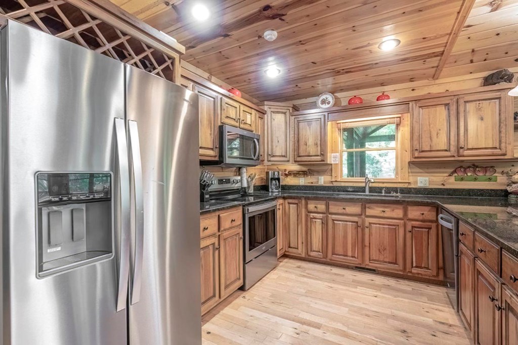 417675 Blue Ridge Residential