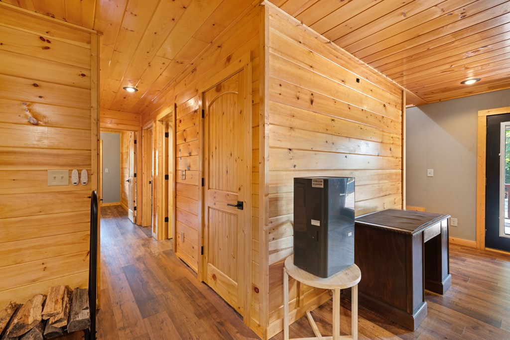417676 Murphy Residential