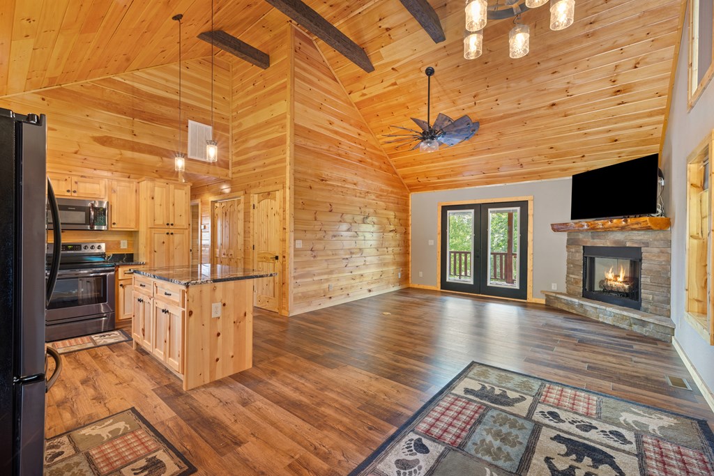 417676 Murphy Residential