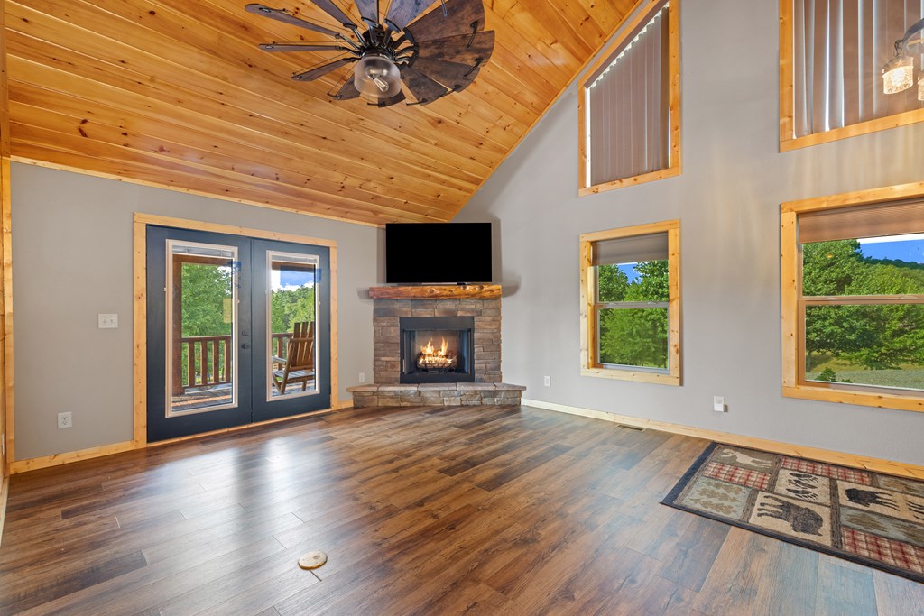 417676 Murphy Residential