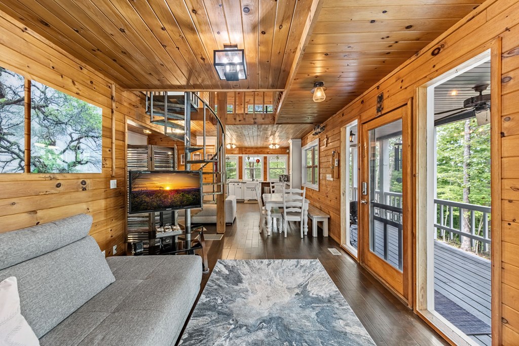417691 Blue Ridge Residential