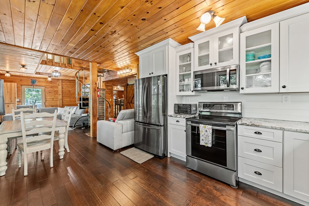 417691 Blue Ridge Residential