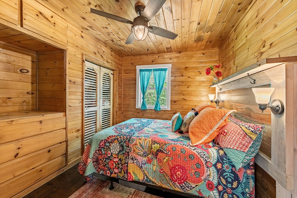 417691 Blue Ridge Residential