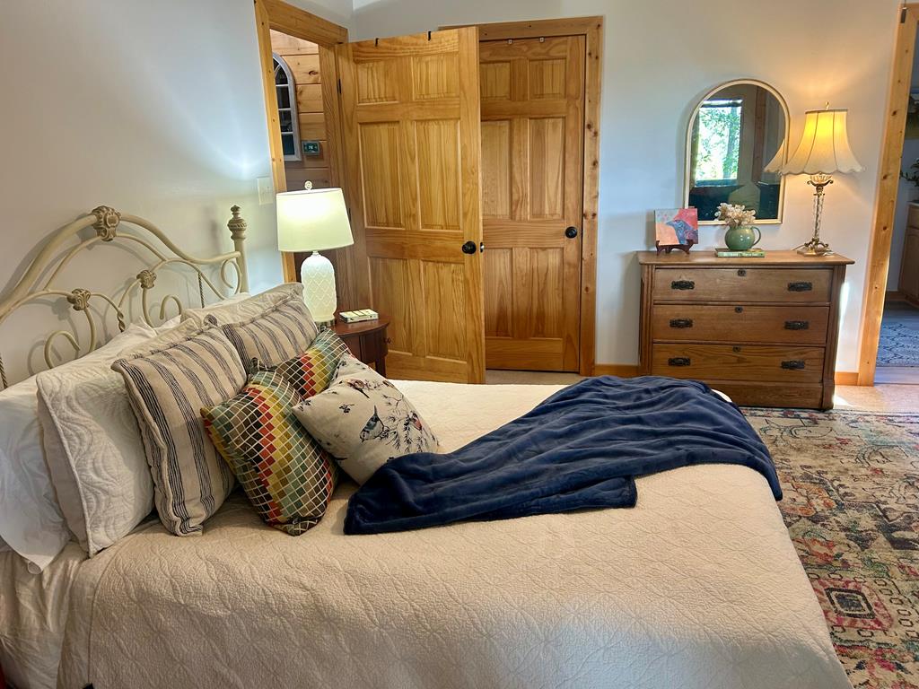 417704 Blue Ridge Residential