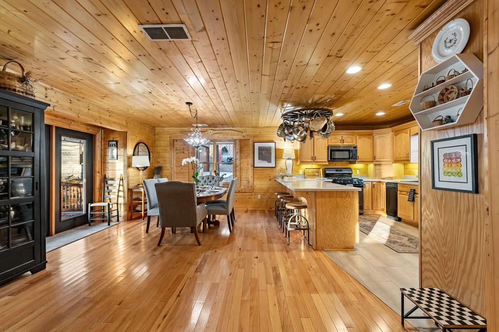 417704 Blue Ridge Residential