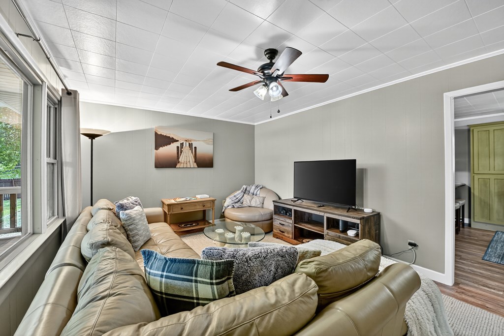 417709 Blue Ridge Residential