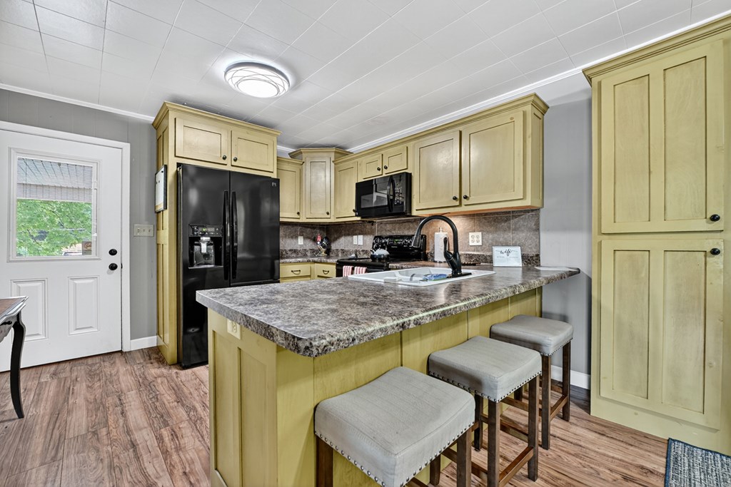 417709 Blue Ridge Residential