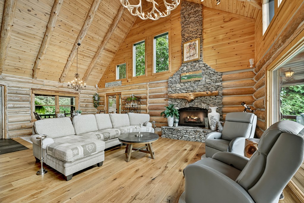 417711 Blue Ridge Residential