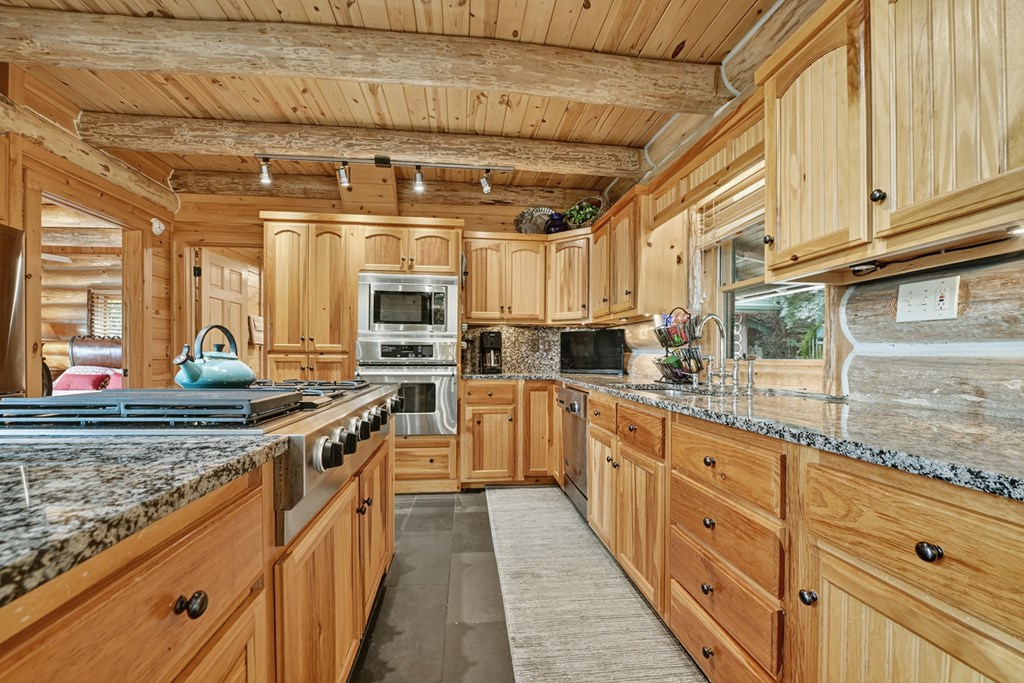 417711 Blue Ridge Residential