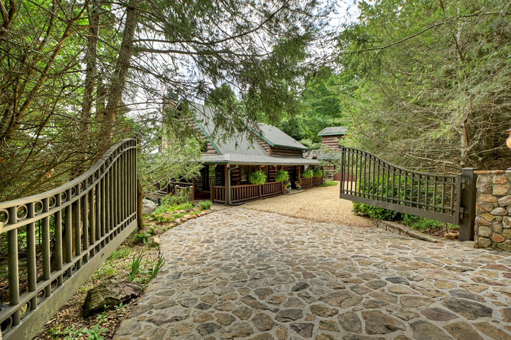 417711 Blue Ridge Residential