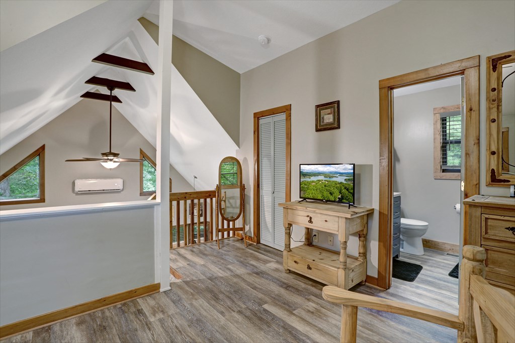 417718 Hayesville Residential