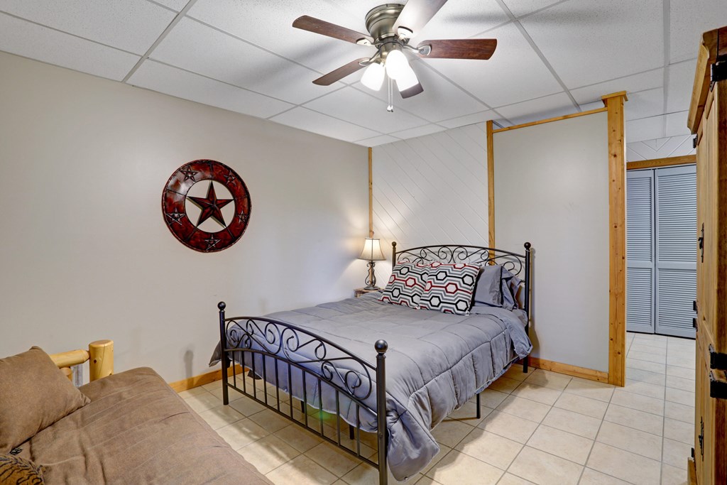 417718 Hayesville Residential