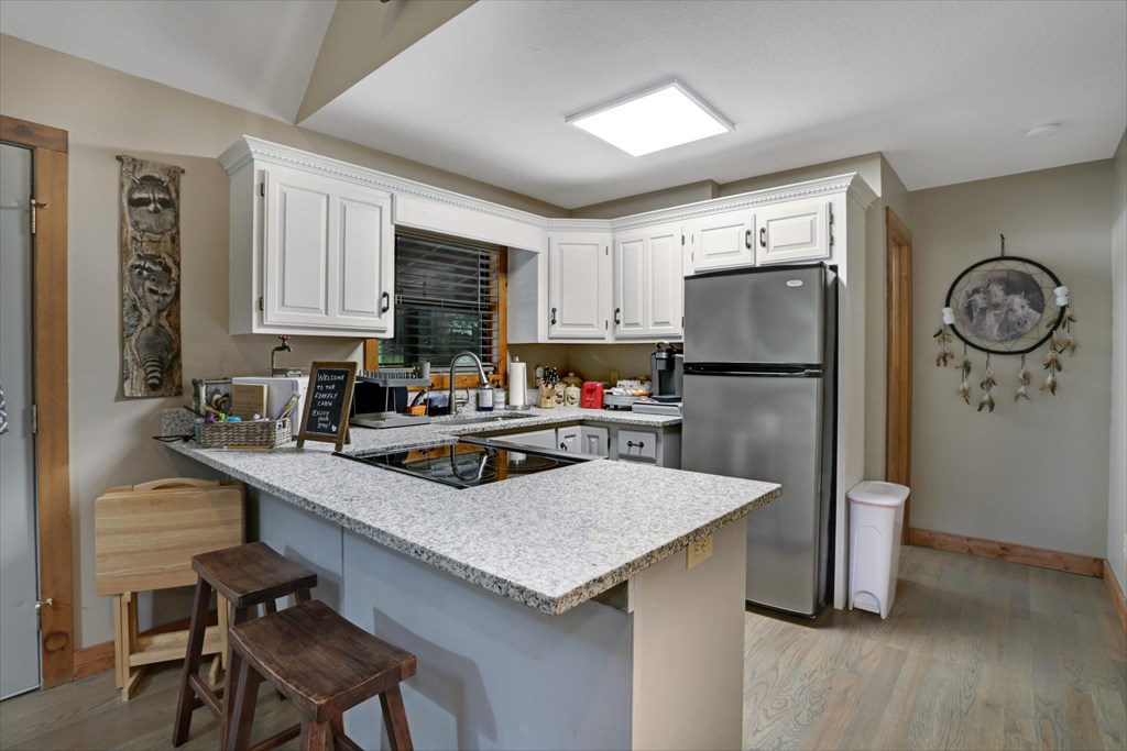 417718 Hayesville Residential