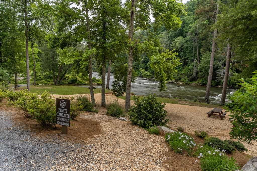 417725 Ellijay Residential