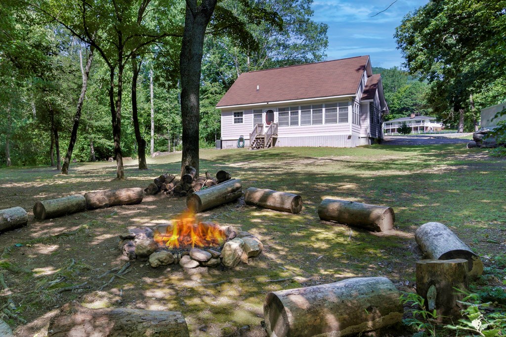 417729 Hiawassee Residential