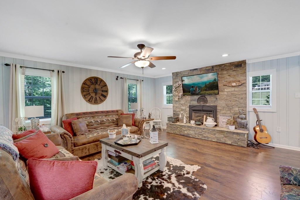 417729 Hiawassee Residential