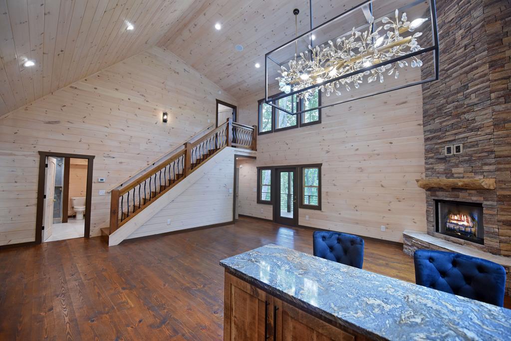 417738 Blue Ridge Residential