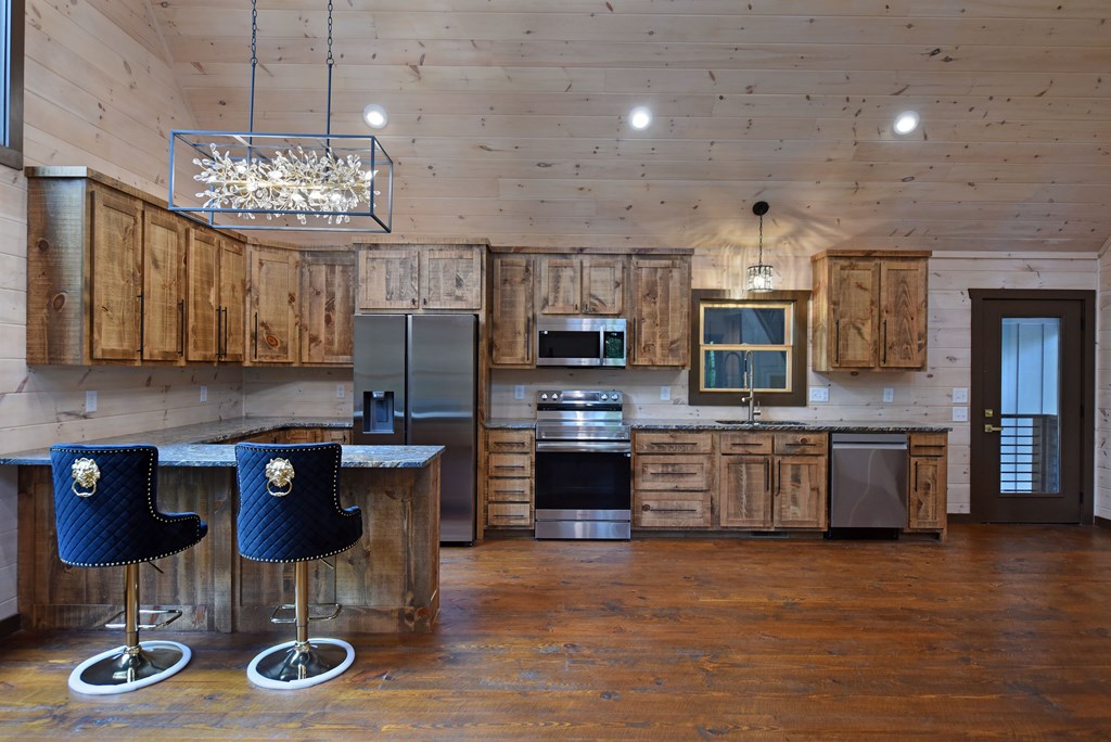 417738 Blue Ridge Residential