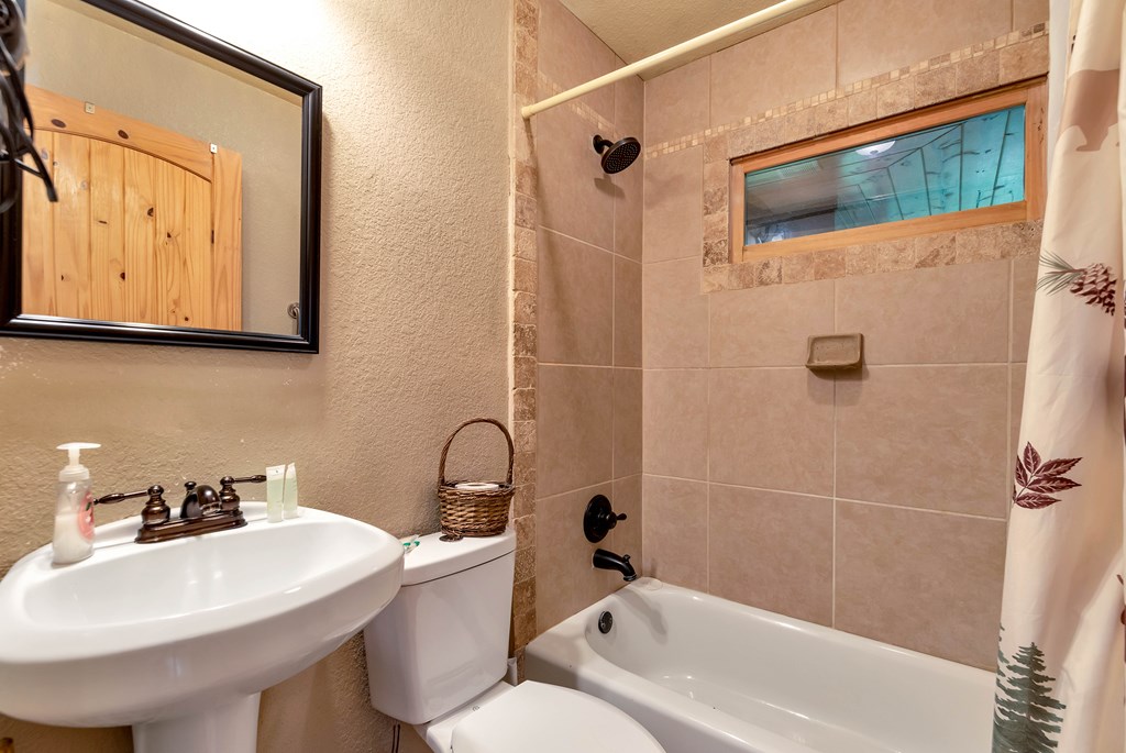 417739 Helen Residential