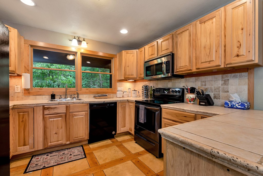 417739 Helen Residential