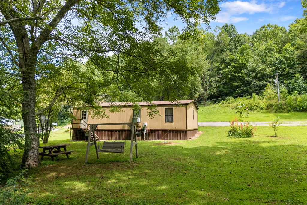 417744 Young Harris Residential