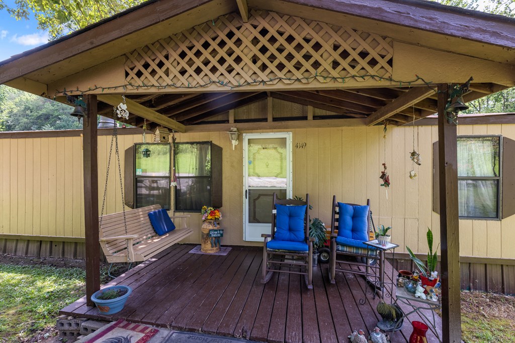 417744 Young Harris Residential