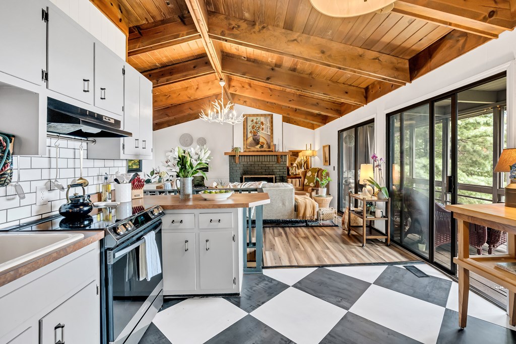 417749 Ellijay Residential