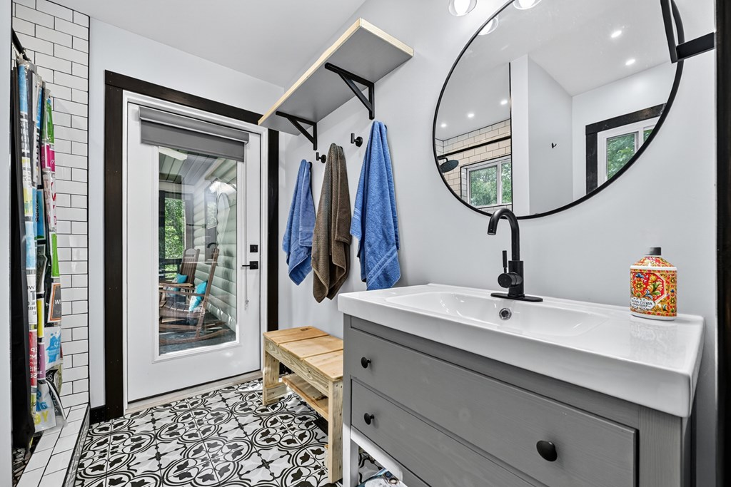 417751 Morganton Residential