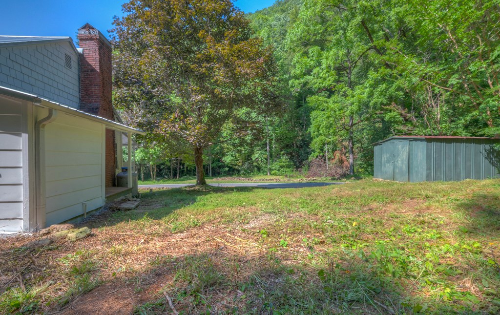 417777 Andrews Residential