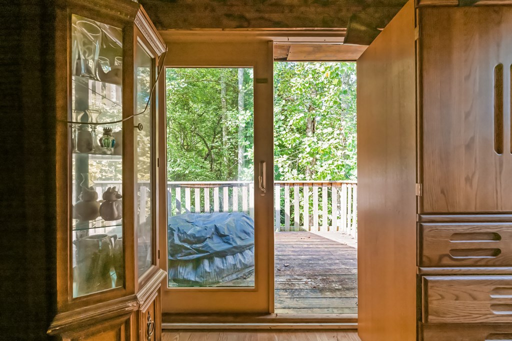417805 Mineral Bluff Residential