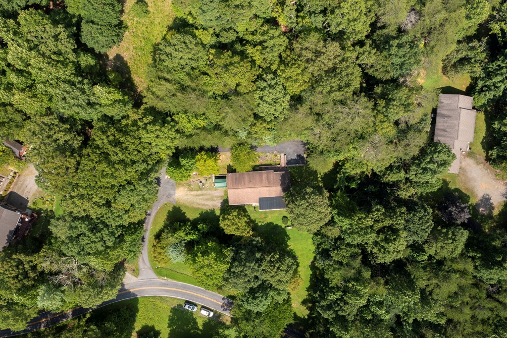 417821 Hayesville Residential