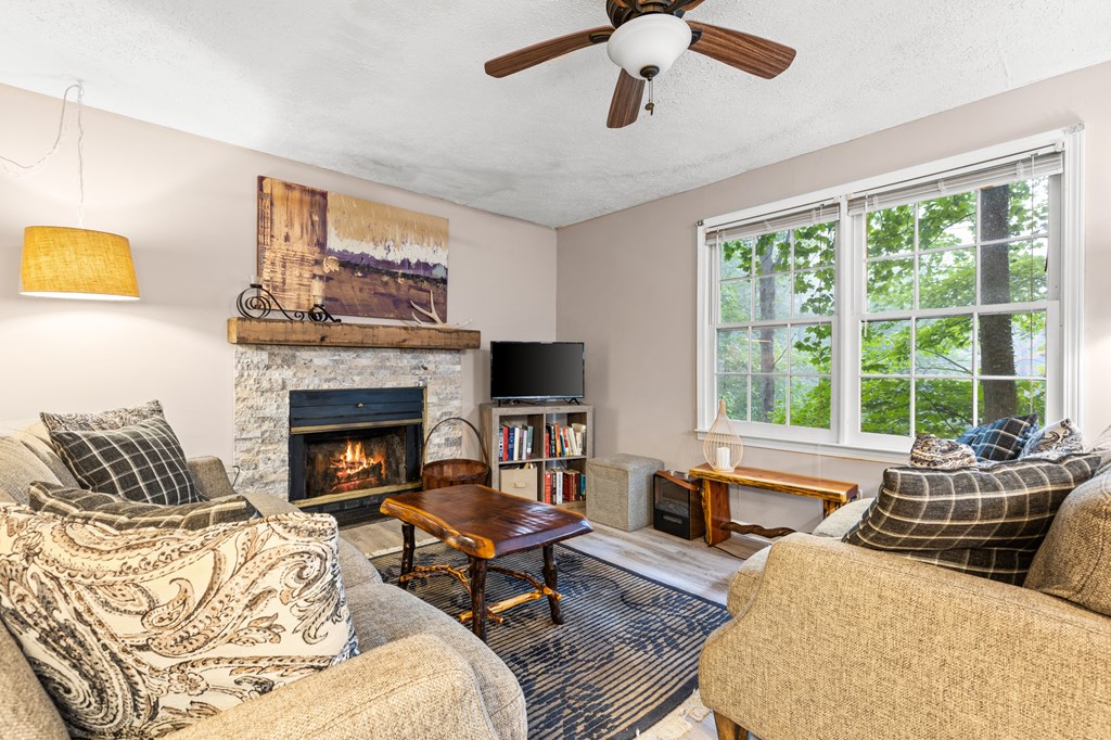 417940 Suches Residential
