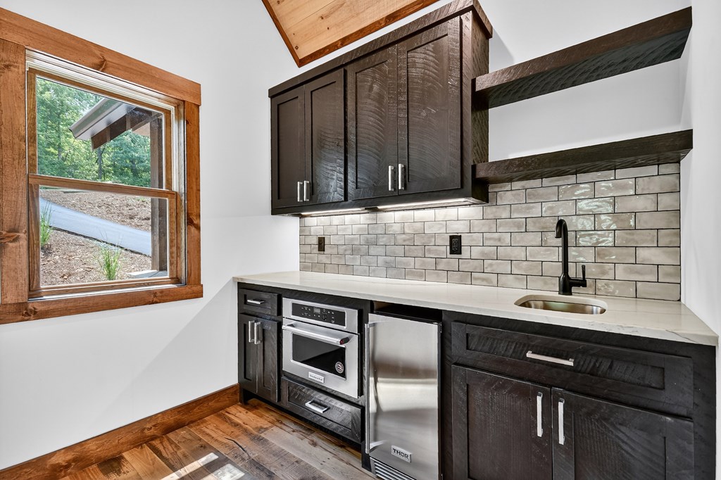 417974 Blue Ridge Residential
