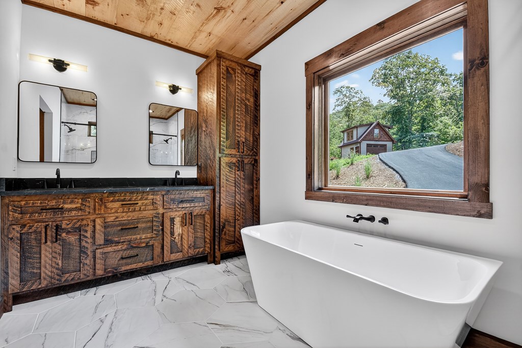 417974 Blue Ridge Residential