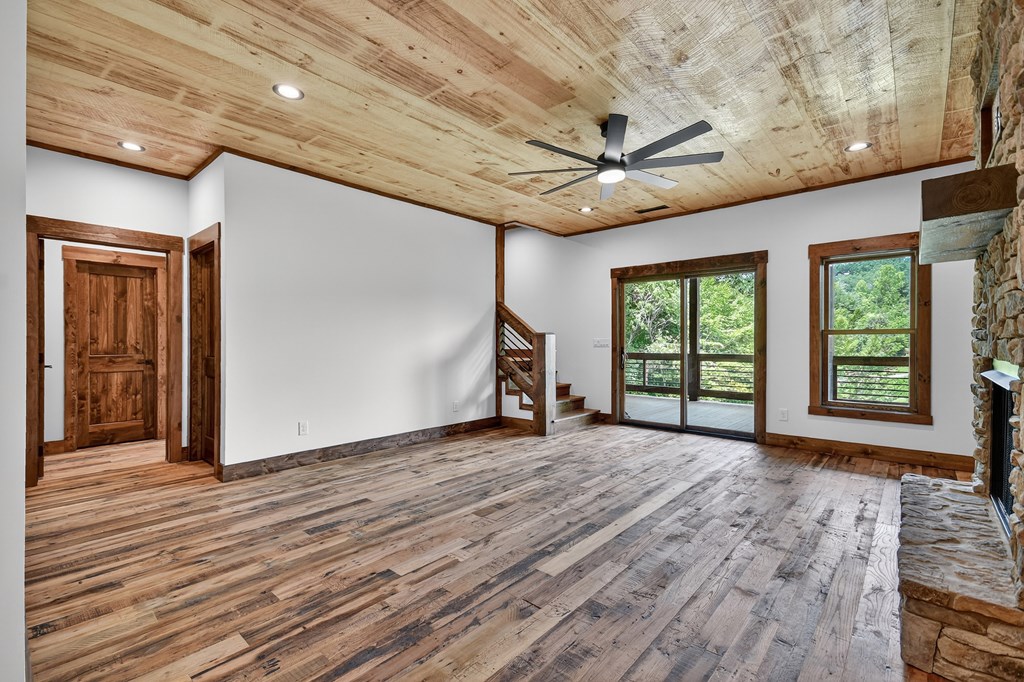 417974 Blue Ridge Residential