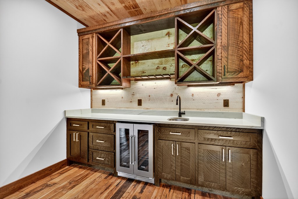 417974 Blue Ridge Residential