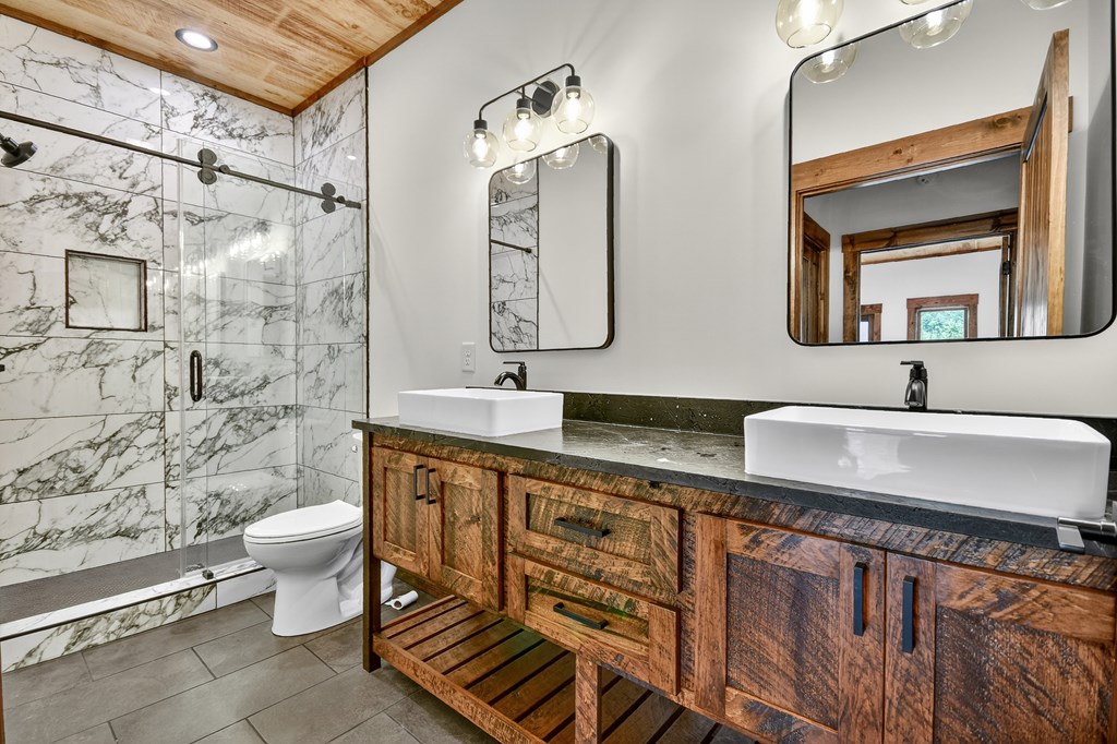 417974 Blue Ridge Residential