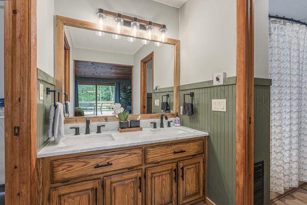 418074 Murphy Residential