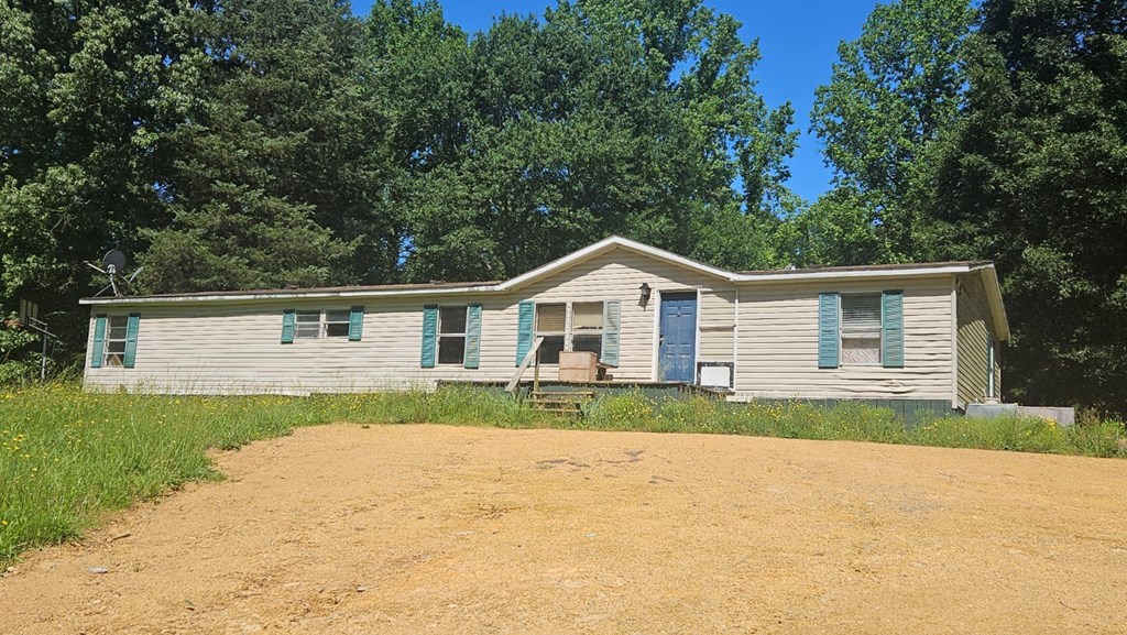 418166 Chatsworth Residential