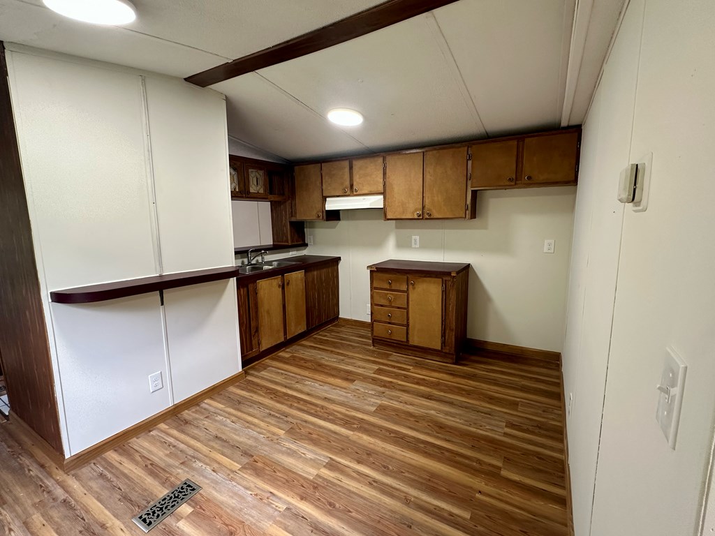 418167 Hayesville Residential