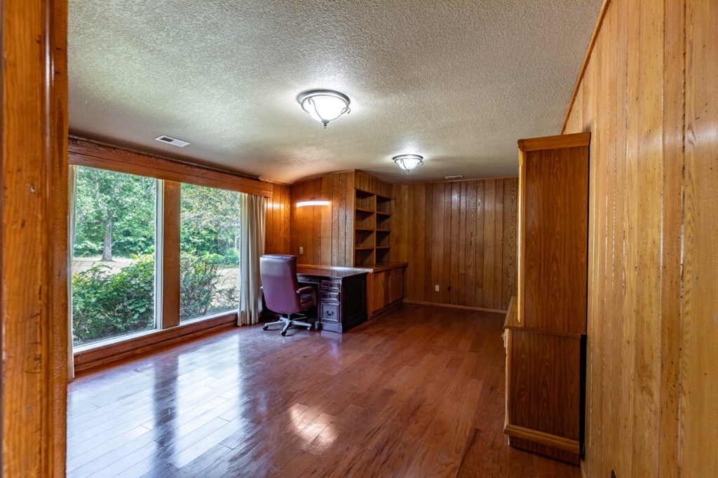 418182 Murphy Residential
