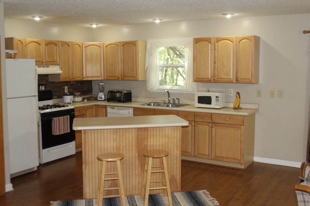 418206 Hiawassee Residential