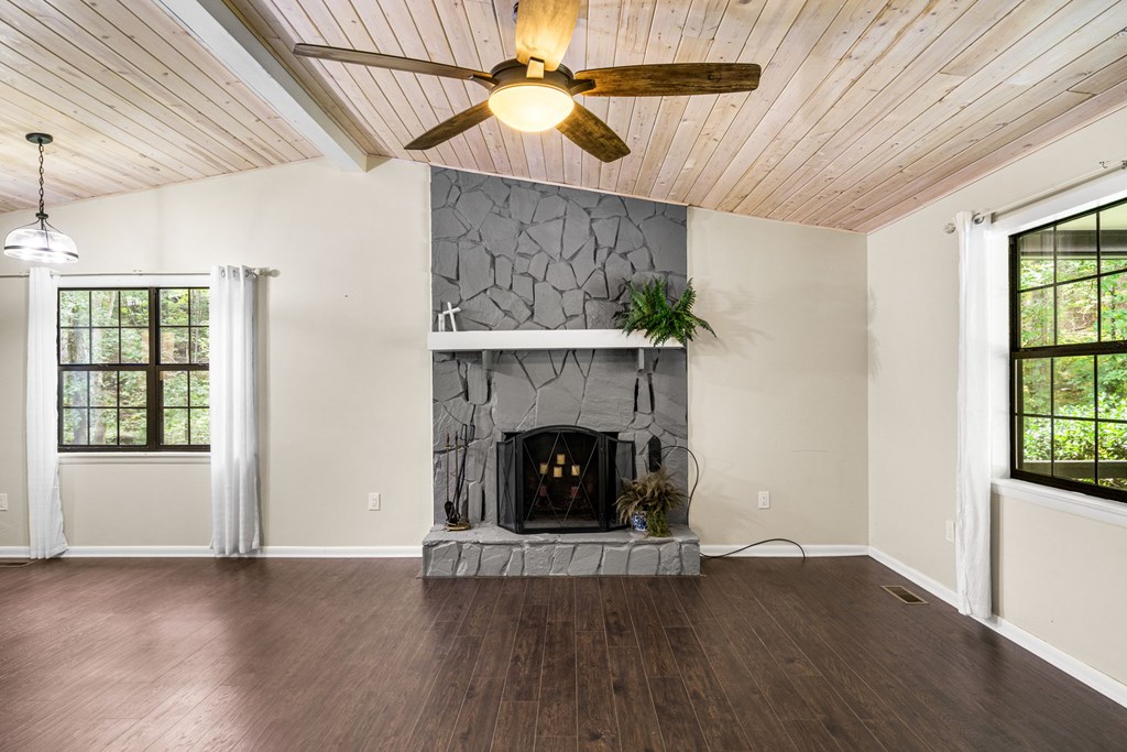 418209 Murphy Residential