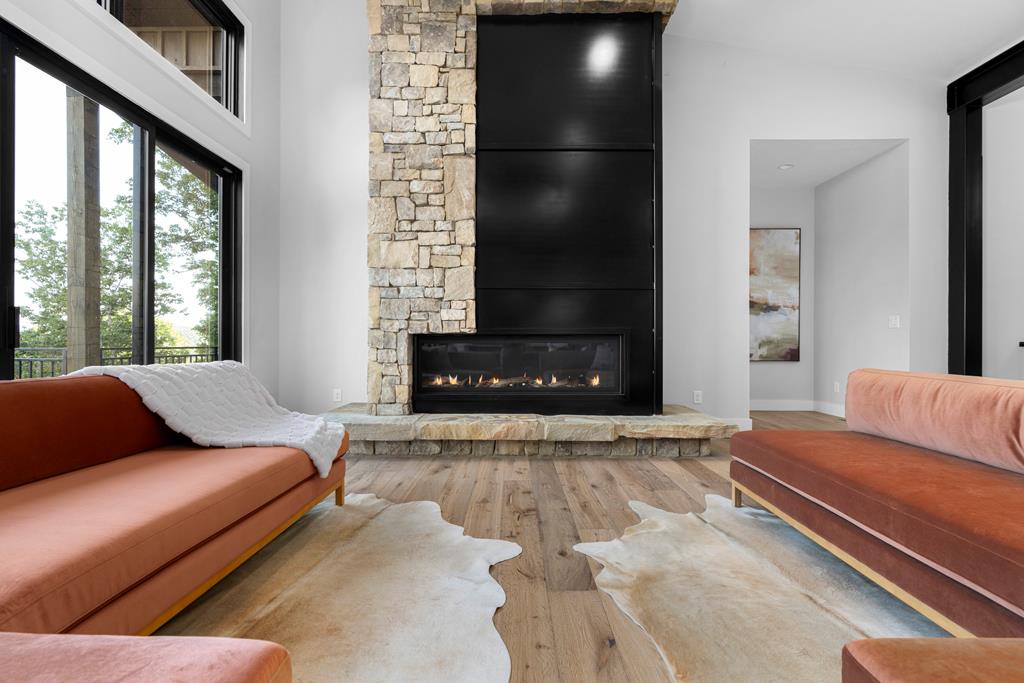 418249 Blue Ridge Residential