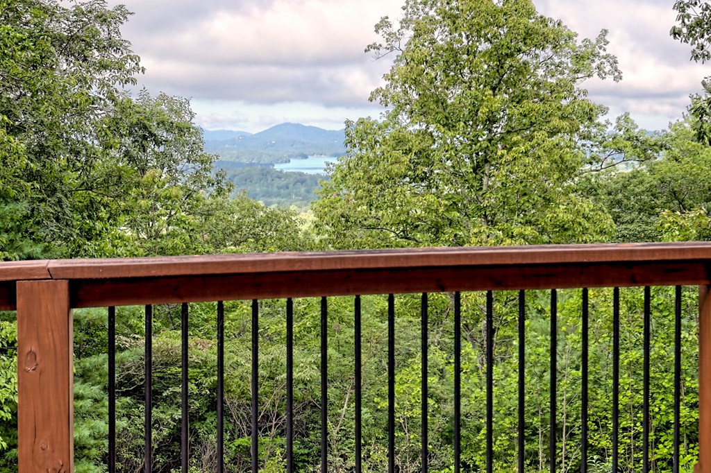 418355 Hayesville Residential
