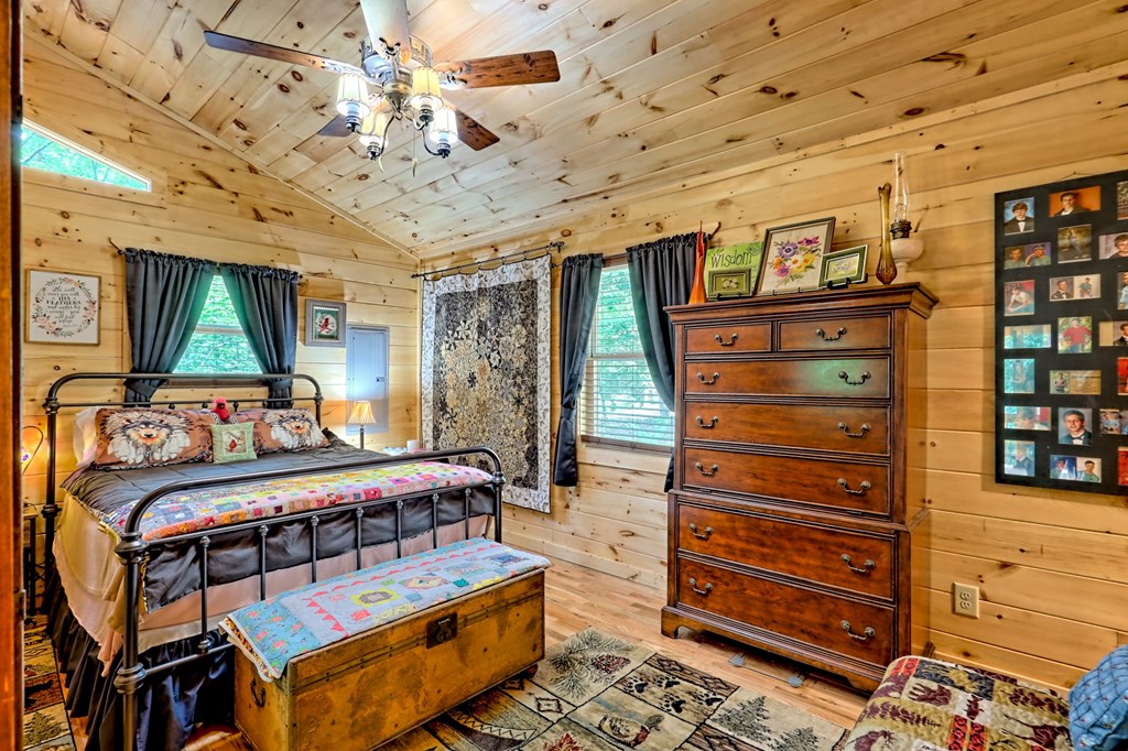 418389 Murphy Residential