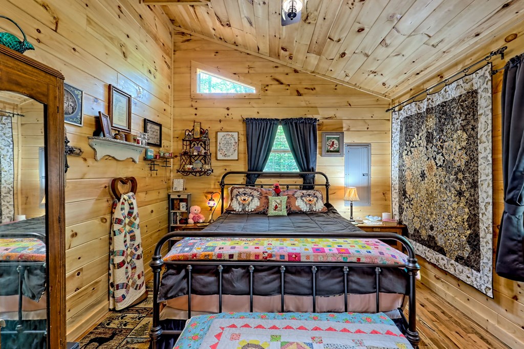418389 Murphy Residential
